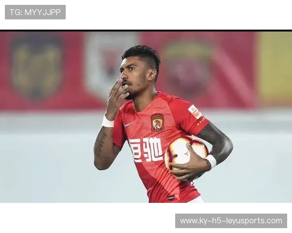 保利斯塔比赛节奏控制稳定，塔利斯卡保利尼奥啥时候可以回中超