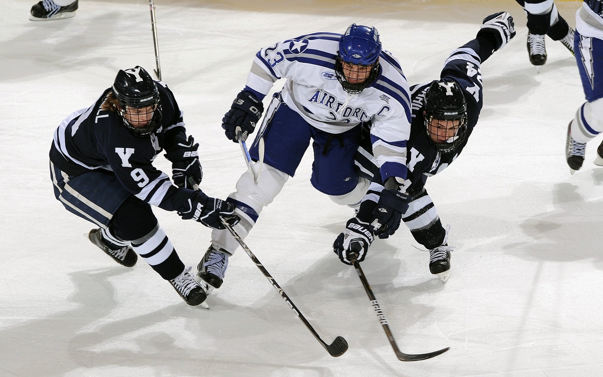 俱乐部推行“青少年运动+环境保护”主题活动引领绿色健康新风尚